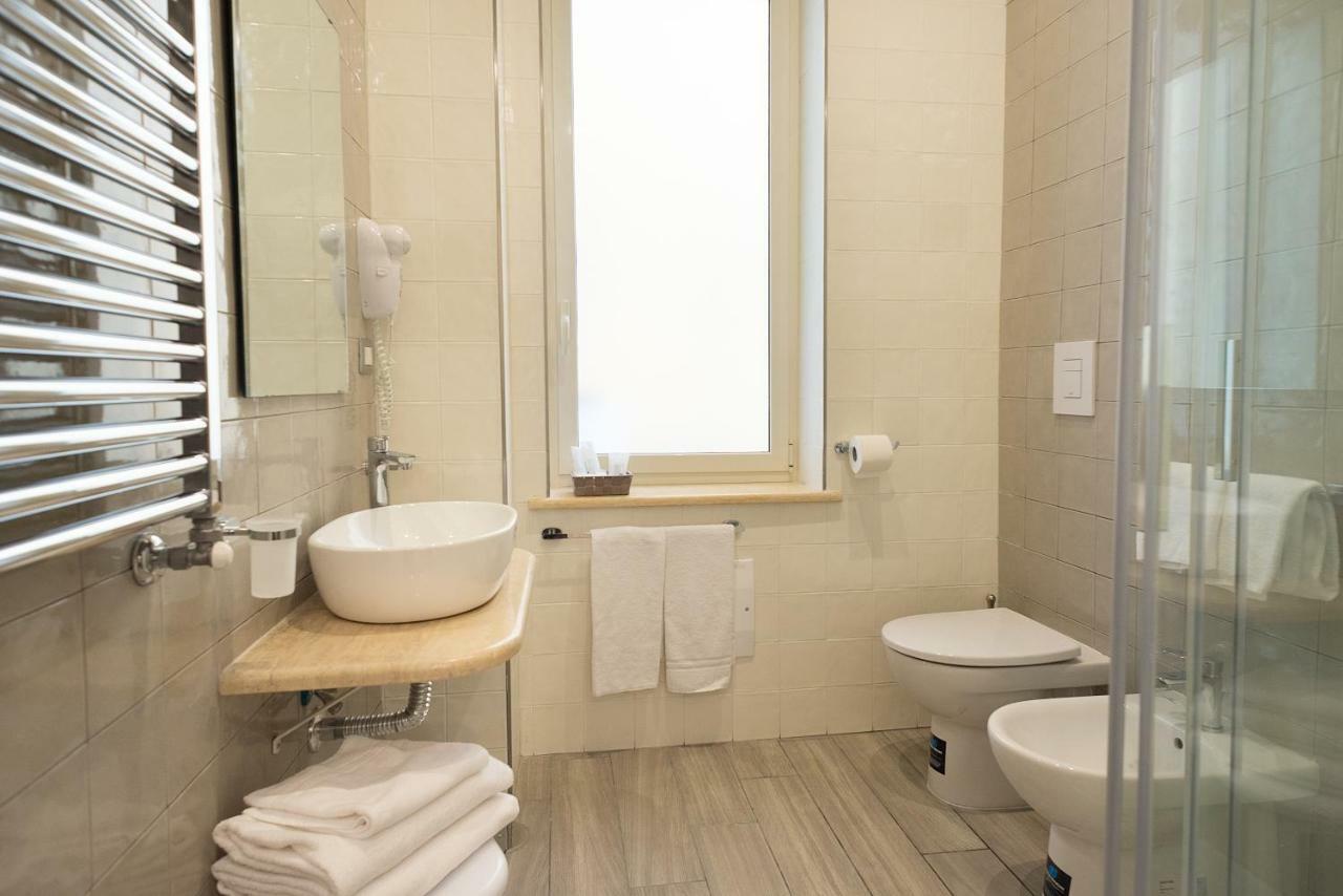 B&B Toledo One Nápoly Kültér fotó